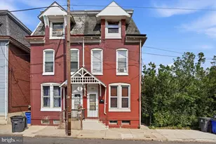 124 S Evans St, Pottstown, PA 19464 - Photo 2