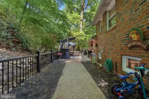 582 Forest Rd, Wayne, PA 19087 - Photo 40