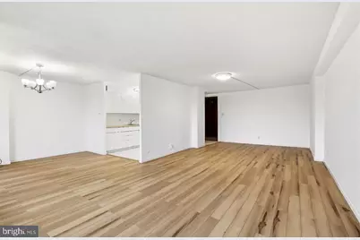 1001 City Avenue #EC801, Wynnewood, PA 19096 - Photo 2