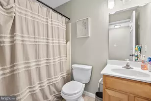 303 W 1st Ave, Conshohocken, PA 19428 - Photo 24