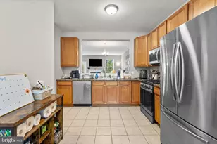 303 W 1st Ave, Conshohocken, PA 19428 - Photo 12