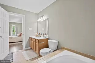303 W 1st Ave, Conshohocken, PA 19428 - Photo 20