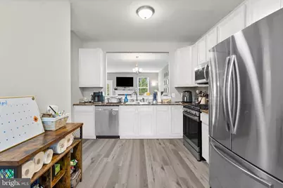 303 W 1st Avenue, Conshohocken, PA 19428 - Photo 8