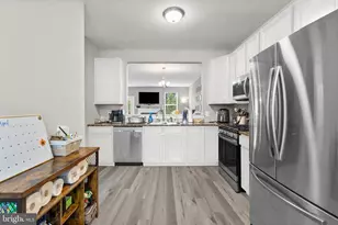 303 W 1st Ave, Conshohocken, PA 19428 - Photo 8