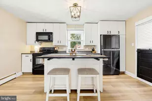 239 E 12th Ave, Conshohocken, PA 19428 - Photo 8
