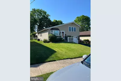 1513 Lindbergh Avenue, Abington, PA 19001 - Photo 2
