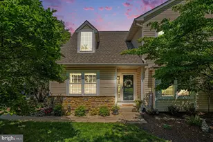 221 Canterbury Ct, Blue Bell, PA 19422 - Photo 4