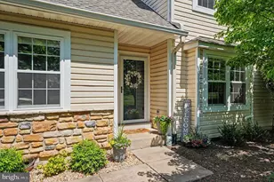 221 Canterbury Ct, Blue Bell, PA 19422 - Photo 6