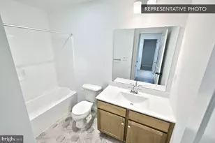 740 Fawn Way, Pennsburg, PA 18073 - Photo 16