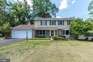 117 Heartwood Dr, Lansdale, PA 19446 - Photo 2