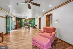 102 Redford Rd, Oreland, PA 19075 - Photo 8