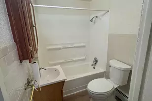 261 N York St, Pottstown, PA 19464 - Photo 8