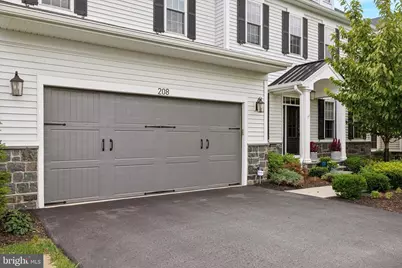 208 Manor Road, Lafayette Hill, PA 19444 - Photo 2