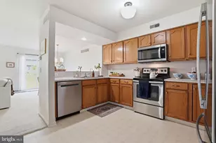 468 Berkshire Dr, Souderton, PA 18964 - Photo 6