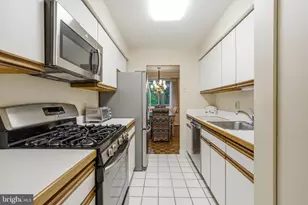 1655 Oakwood Dr, Penn Valley, PA 19072 - Photo 4