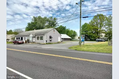 1573 E Philadelphia Avenue, Gilbertsville, PA 19525 - Photo 4