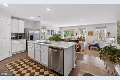111 Lilly Dr, Pottstown, PA 19464 - Photo 4