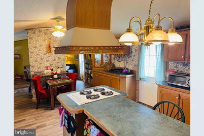 570 Layfield Road #L, Perkiomenville, PA 18074 - Photo 8