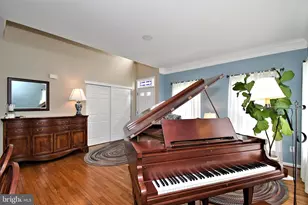 4328 Eric Dr, Schwenksville, PA 19473 - Photo 4