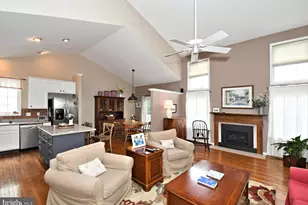4328 Eric Dr, Schwenksville, PA 19473 - Photo 8