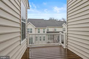 210 Ella Ln, Conshohocken, PA 19428 - Photo 34