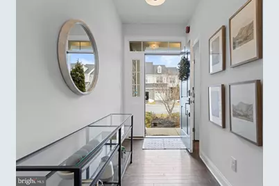 210 Ella Lane, Conshohocken, PA 19428 - Photo 4