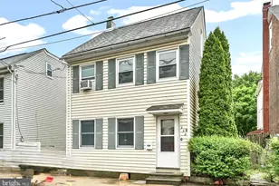 330 Cherry St, Pottstown, PA 19464 - Photo 1