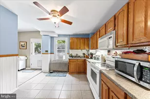 330 Cherry St, Pottstown, PA 19464 - Photo 8