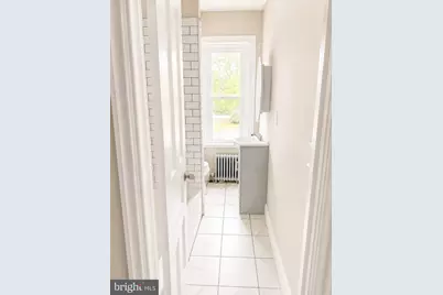 217 E Marshall Street, Norristown, PA 19401 - Photo 12