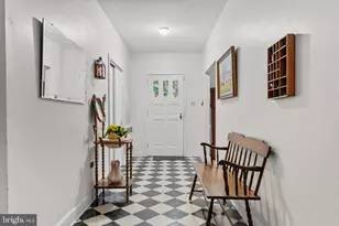 8316 MacArthur Rd, Glenside, PA 19038 - Photo 2