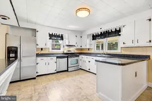 712 E Hector St, Conshohocken, PA 19428 - Photo 10