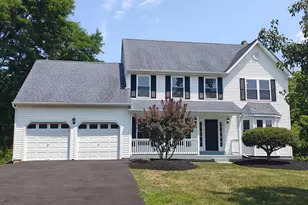 124 Horseshoe Ln, North Wales, PA 19454 - Photo 1