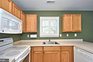 1303 Kenwood Dr, North Wales, PA 19454 - Photo 8