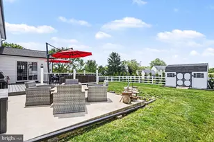793 Hunter Dr, Pennsburg, PA 18073 - Photo 34