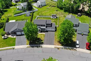 793 Hunter Dr, Pennsburg, PA 18073 - Photo 48