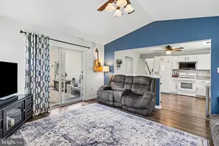793 Hunter Dr, Pennsburg, PA 18073 - Photo 14