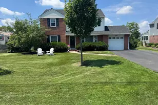 402 Elliger Ave, Fort Washington, PA 19034 - Photo 1