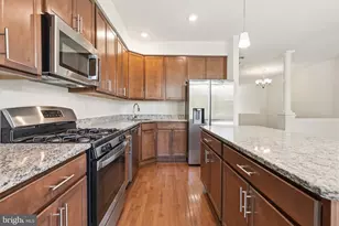423 Sweet Bay Ln, Norristown, PA 19403 - Photo 16