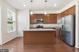 423 Sweet Bay Ln, Norristown, PA 19403 - Photo 14