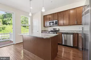 423 Sweet Bay Ln, Norristown, PA 19403 - Photo 18