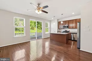 423 Sweet Bay Ln, Norristown, PA 19403 - Photo 12