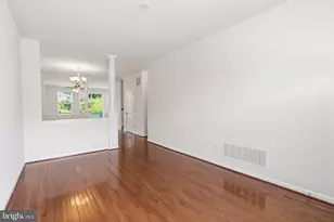 423 Sweet Bay Ln, Norristown, PA 19403 - Photo 6