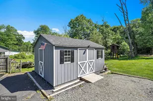 2394 Hill Rd, Perkiomenville, PA 18074 - Photo 46