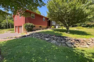2394 Hill Rd, Perkiomenville, PA 18074 - Photo 4
