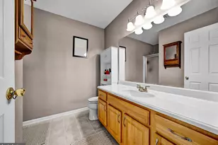 351 Cherry St, Pennsburg, PA 18073 - Photo 46