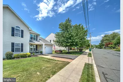 351 Cherry Street, Pennsburg, PA 18073 - Photo 2