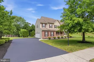 89 Bella Rosa Ct, Royersford, PA 19468 - Photo 4