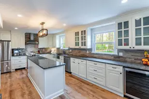 1113 E Prospect Ave, North Wales, PA 19454 - Photo 12