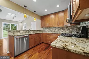 105 Abbey Dr, Royersford, PA 19468 - Photo 4
