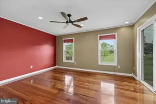 105 Abbey Dr, Royersford, PA 19468 - Photo 10